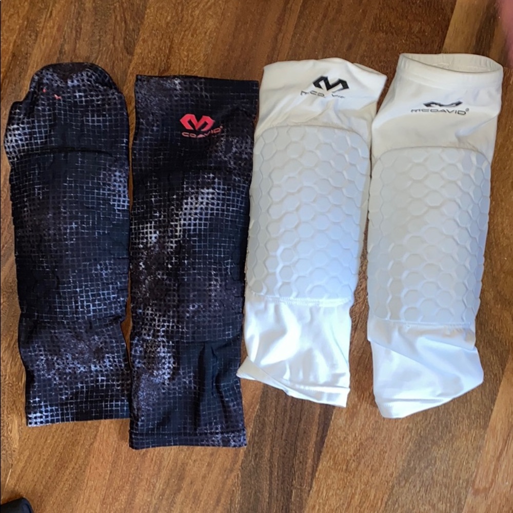 2 pairs mc David sleeve knee pads